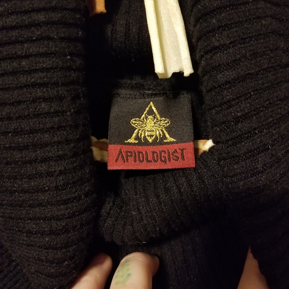 Apiologist | Long fit batwing cowl neck sweater - Picture 5 of 6